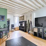 Residor - Appartement 2P Chaleureux Et Lumineux !
